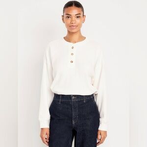 Old Navy White Henley Shirt Size L